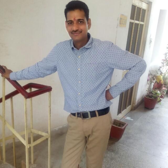 Profile photograph of hitesh013